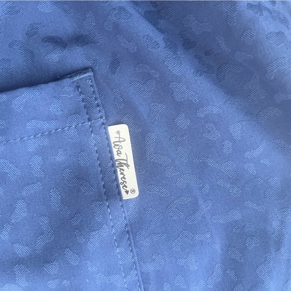 Zavate Ava Therese Cheetah Sheba Women’s Cargo Jogger Scrub Pants - Picture 9 of 9